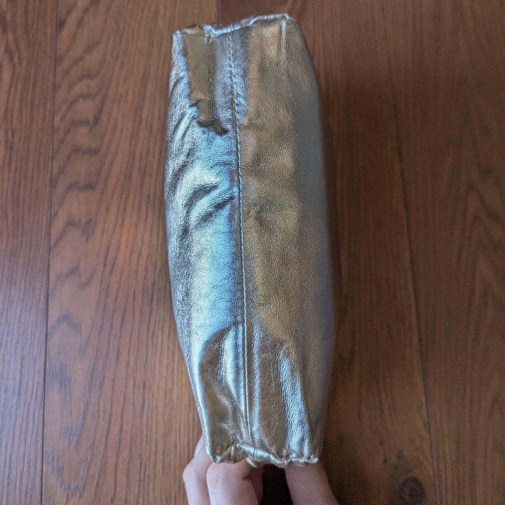 Michael Kors Pale Gold Cosmetic Bag Like New - Picture 4 of 9